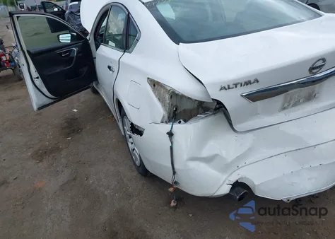 2015 Nissan Altima 2.5 S from USA, damaged, VIN 1N4AL3AP6FC216828